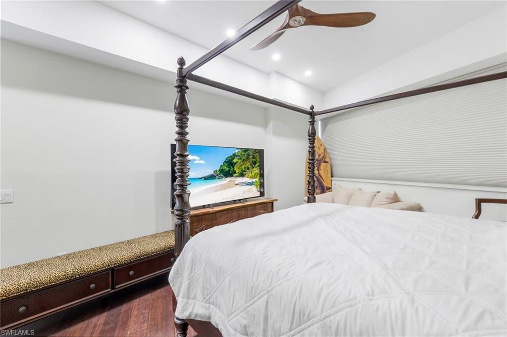 GULFVIEW APTS OF MARCO ISLAND - Residential