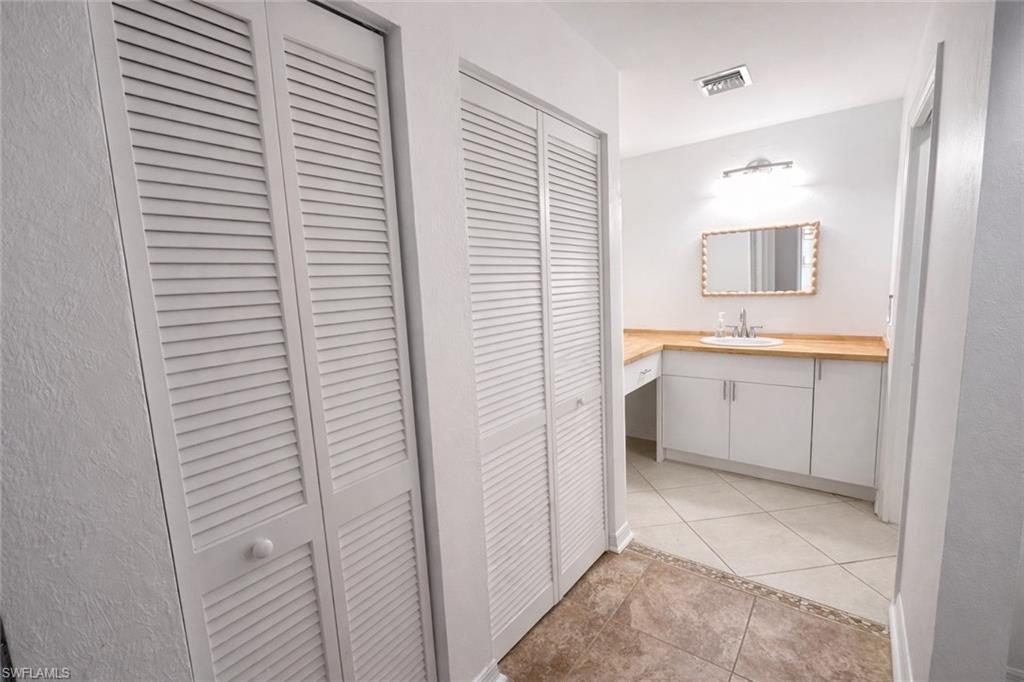 VILLAS AT CINNAMON COVE - Residential