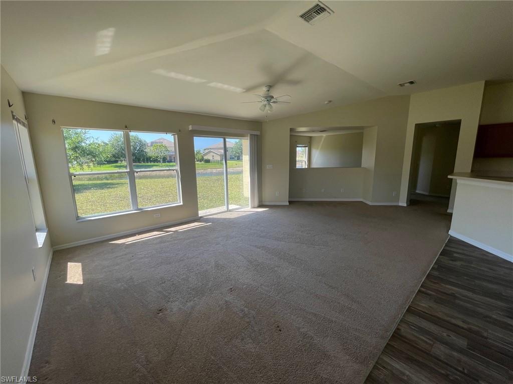 TOWN LAKES - Residential