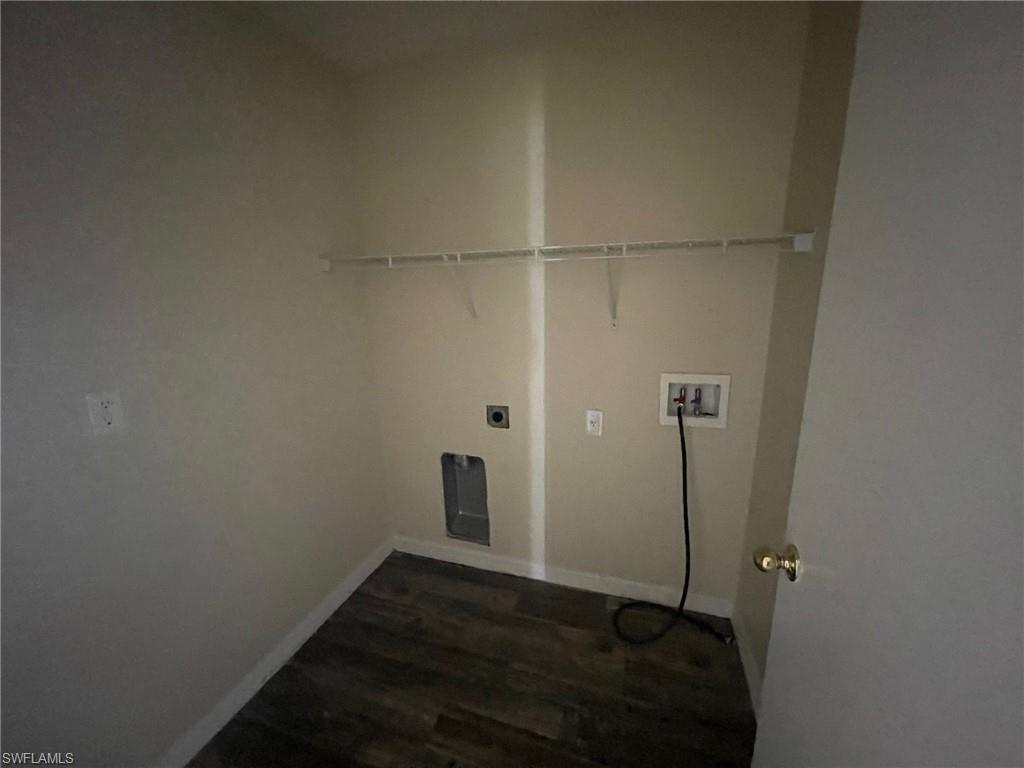 TOWN LAKES - Residential