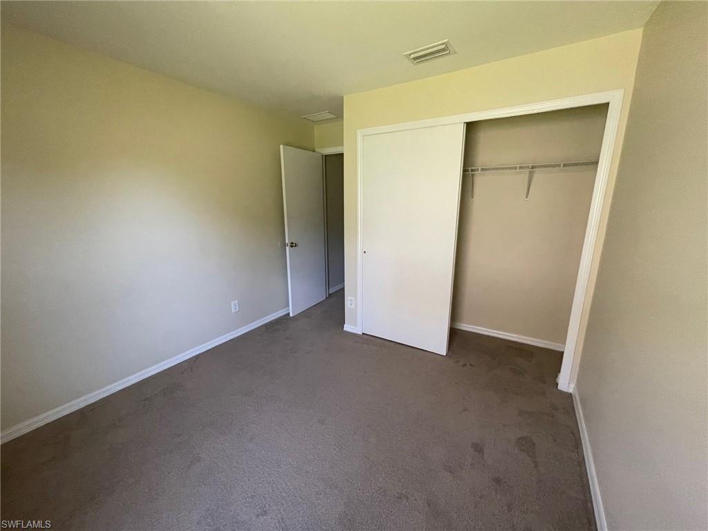 TOWN LAKES - Residential