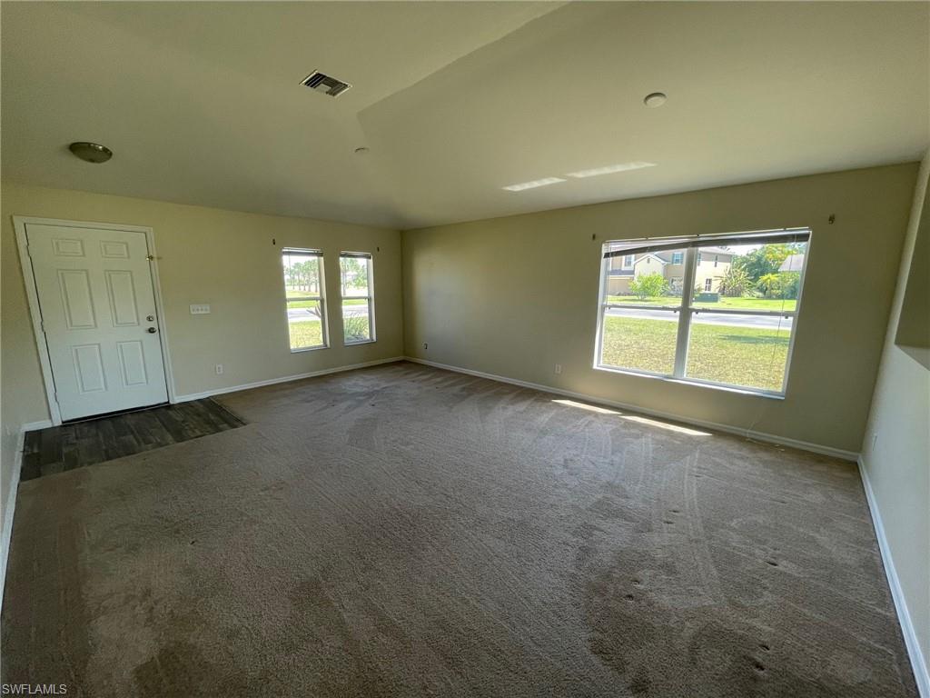 TOWN LAKES - Residential