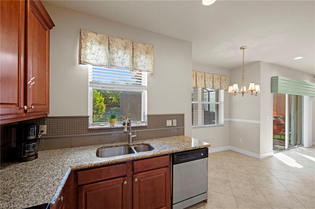 BOTANICA LAKES - Residential