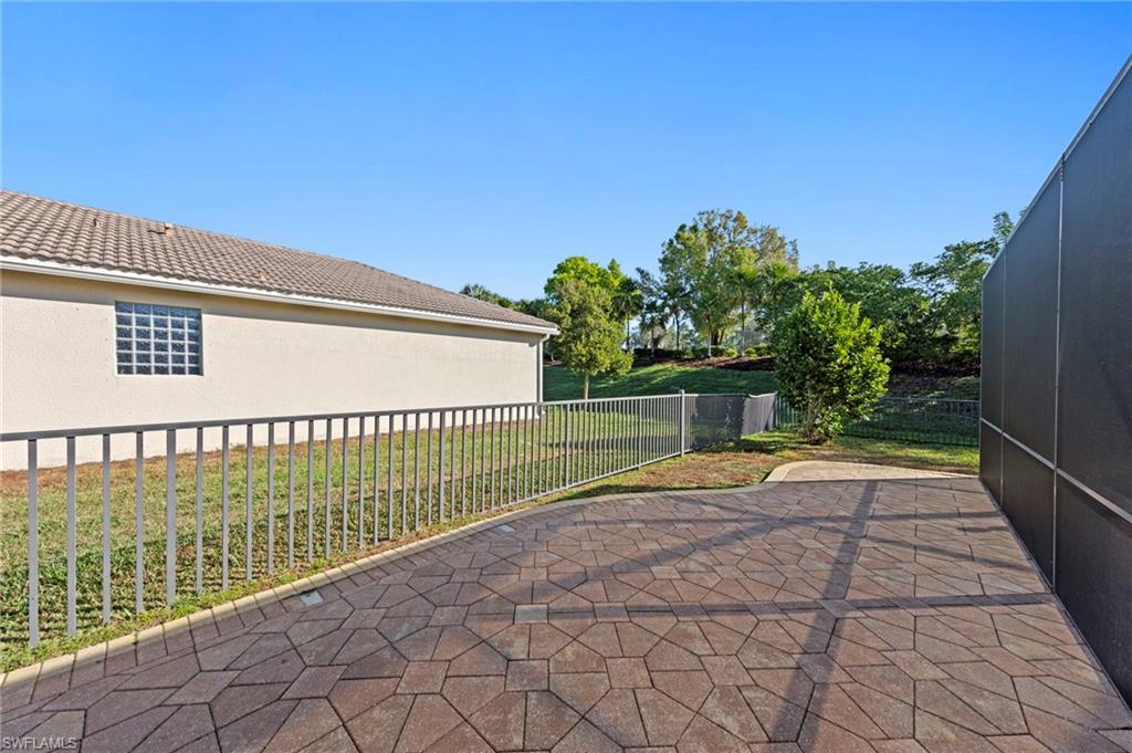 BOTANICA LAKES - Residential