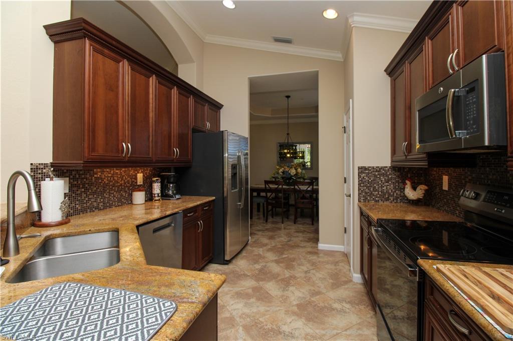 ALDEN WOODS - Residential Lease