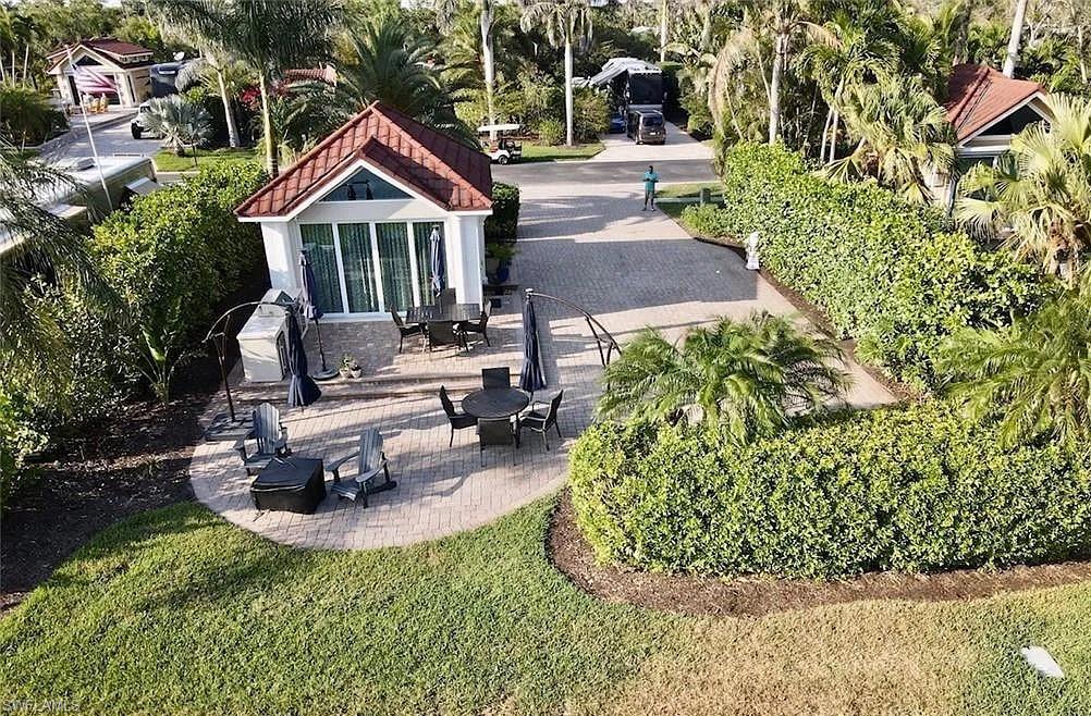 4713 Southern Breeze DR