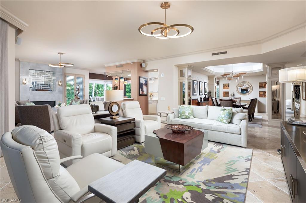 23750 Via Trevi WAY 204