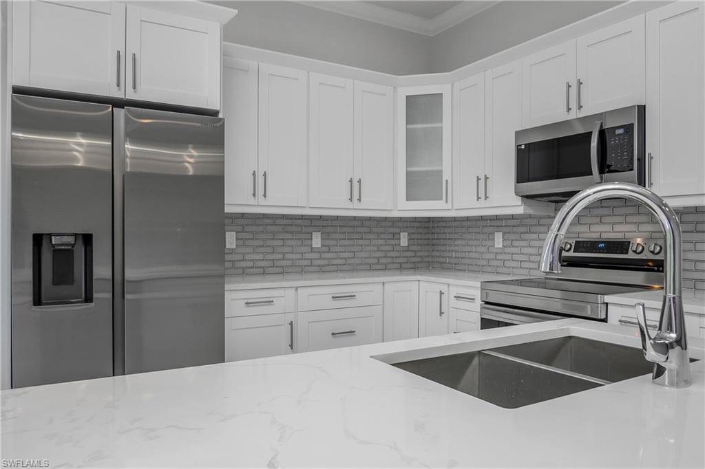 GOLDEN GATE ESTATES - Residential Lease