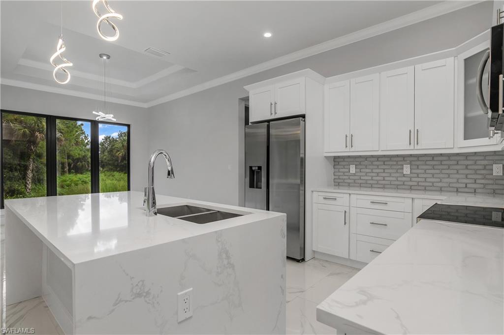 GOLDEN GATE ESTATES - Residential Lease