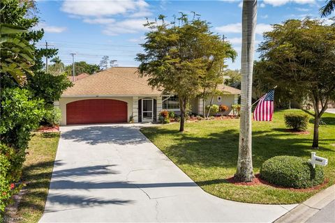 A home in NAPLES