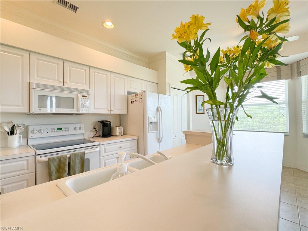 TERRACE VI - Residential Lease