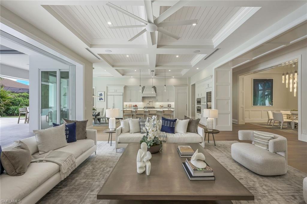 MOORINGS - Residential