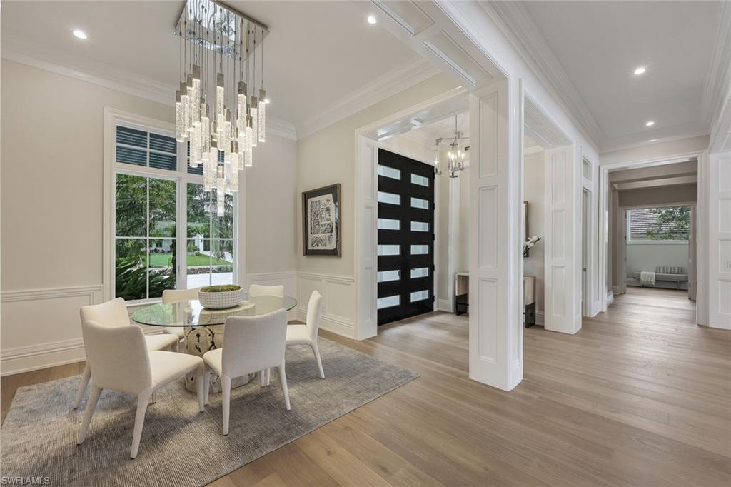 MOORINGS - Residential