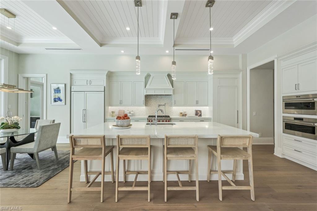 MOORINGS - Residential