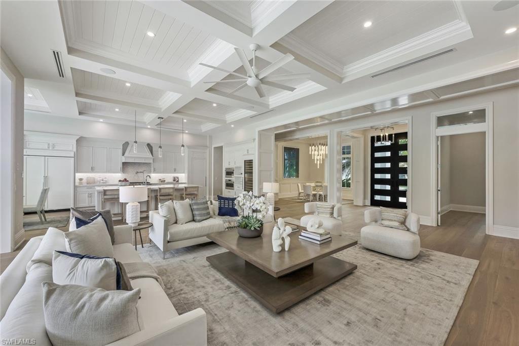 MOORINGS - Residential