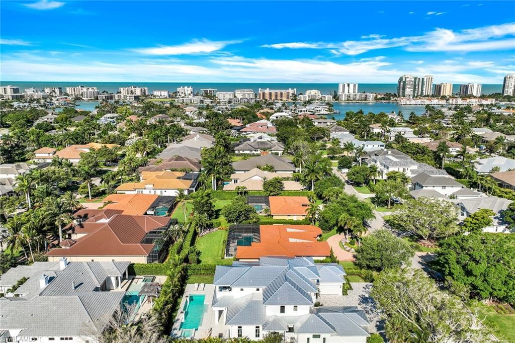 MOORINGS - Residential