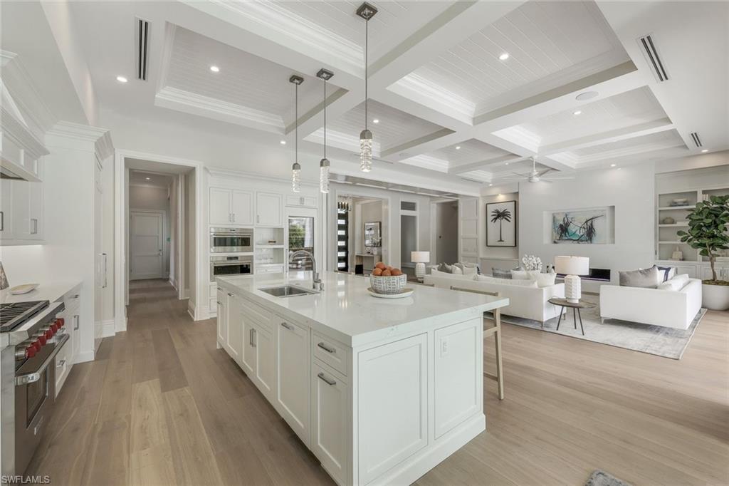 MOORINGS - Residential