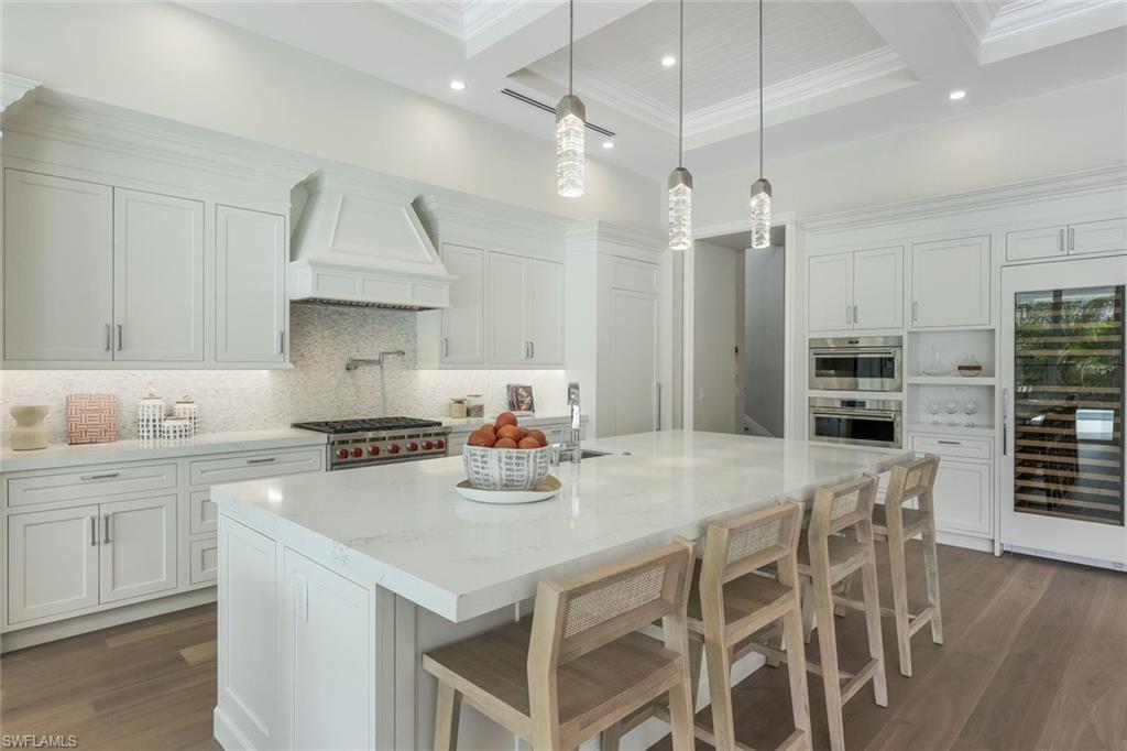 MOORINGS - Residential