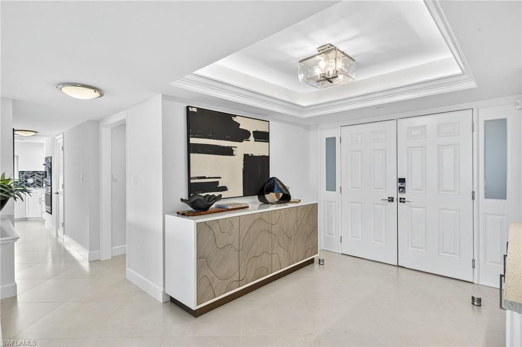 Photo of 4031 Gulf Shore BLVD N #3E, NAPLES, FL 34103 (MLS # 225036055)