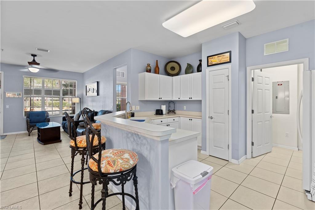 ROYAL POINTE - Residential Lease