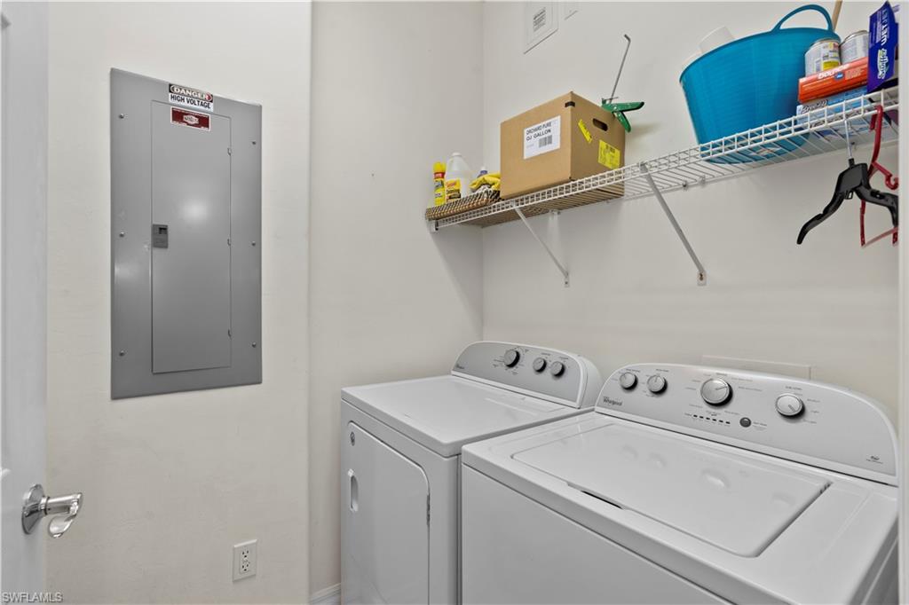 ROYAL POINTE - Residential Lease