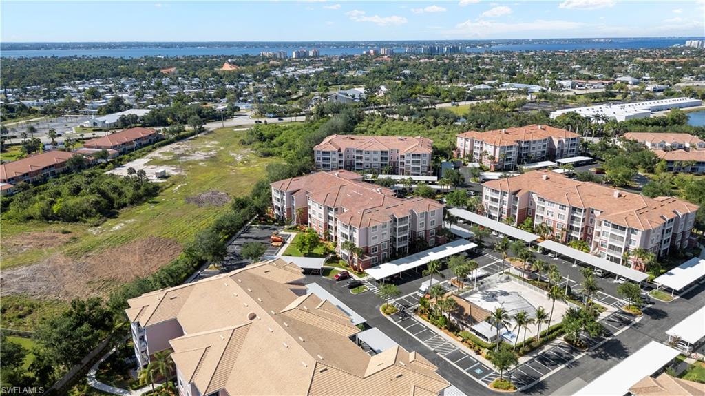 ROYAL POINTE - Residential Lease