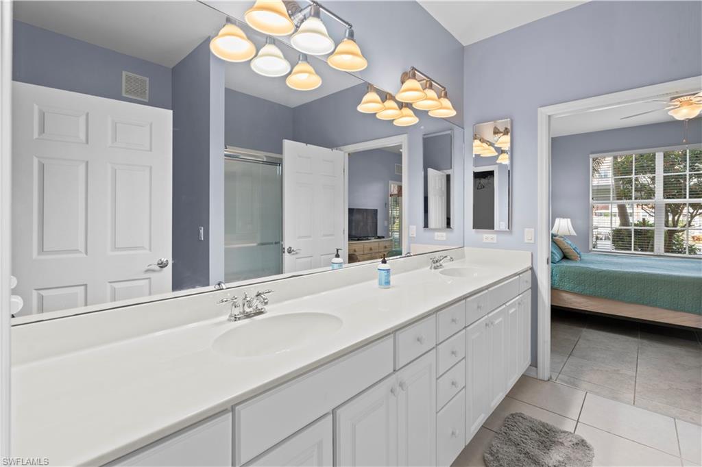 ROYAL POINTE - Residential Lease