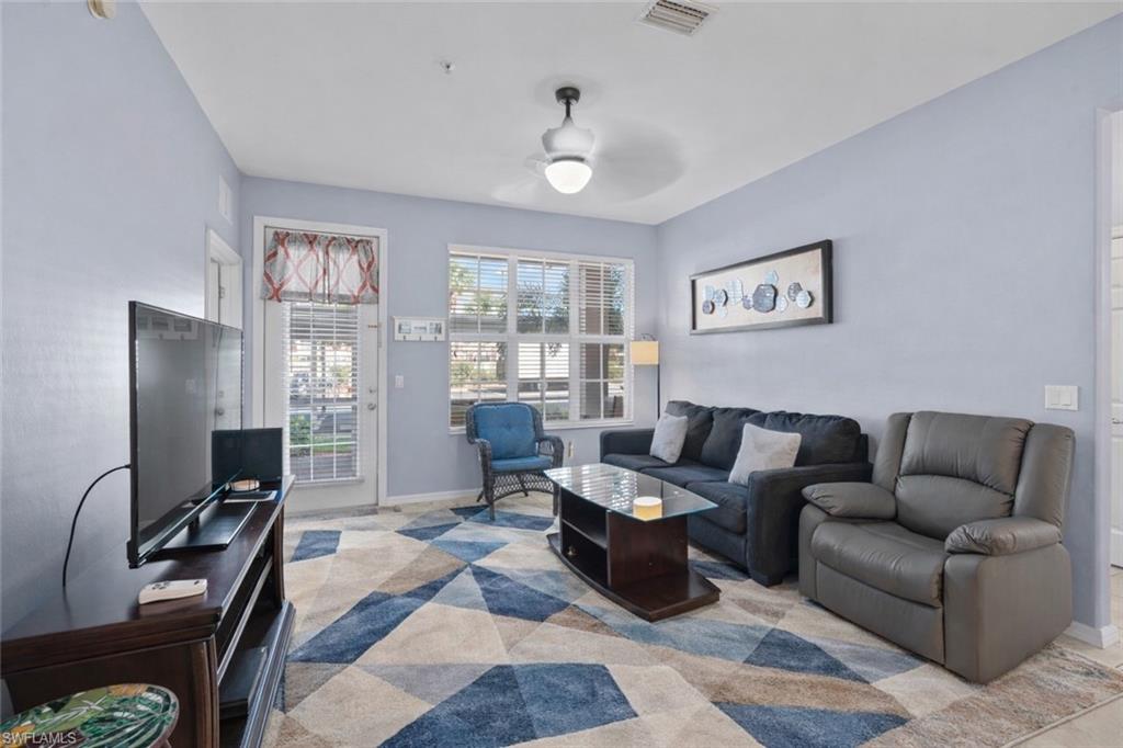 ROYAL POINTE - Residential Lease