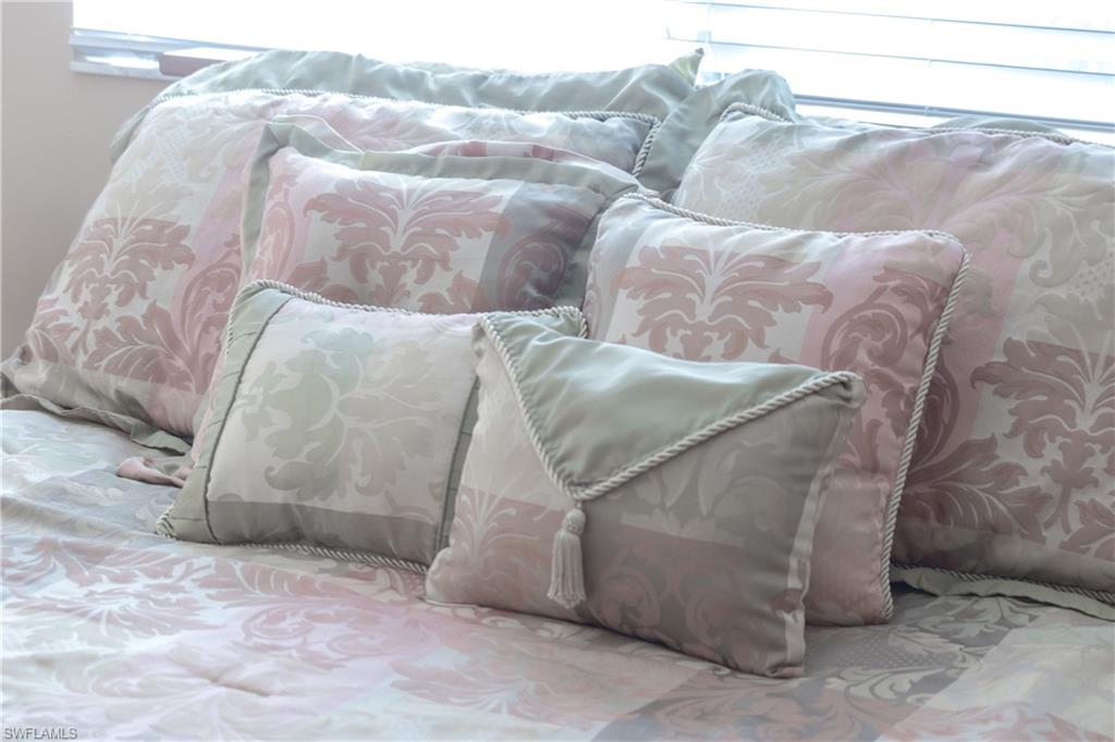 GOLF VIEW MANOR CONDO - Residential