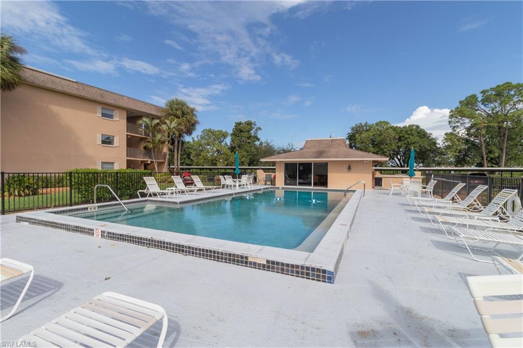 GOLF VIEW MANOR CONDO - Residential