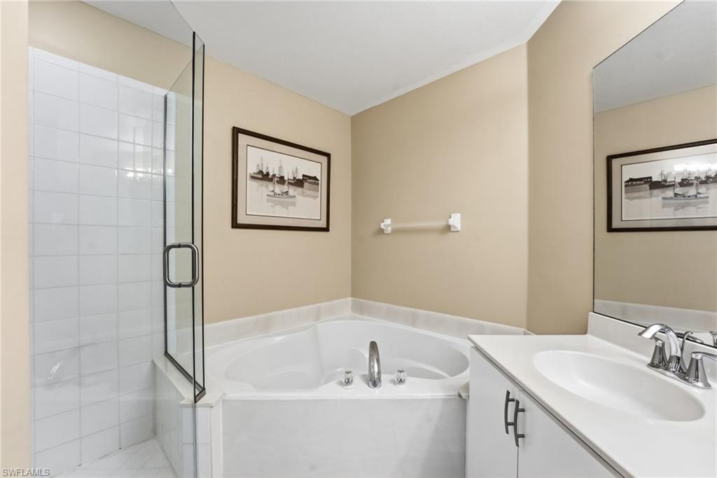 GRANDE CAY - Residential