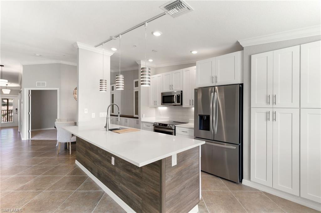 BONITA NATIONAL GOLF AND COUNTRY CLUB - Residential