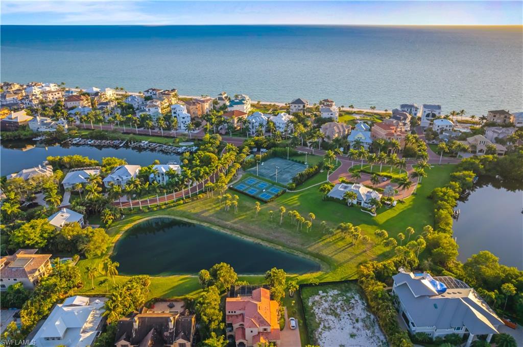 SOUTHPORT ON THE BAY - Residential