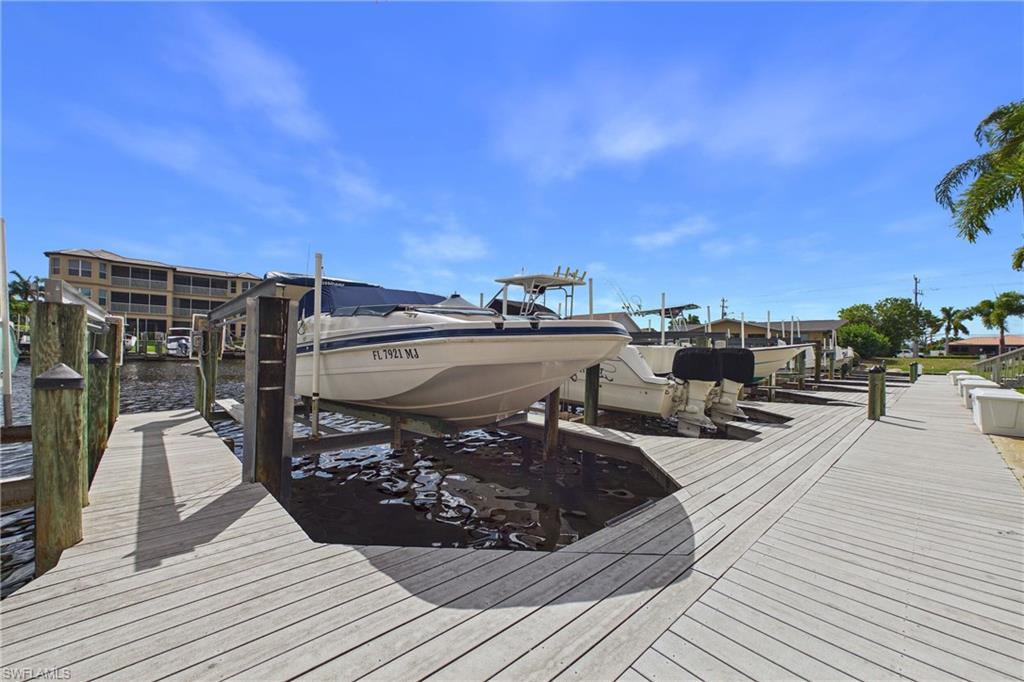 PARKWAY EAST - Residential