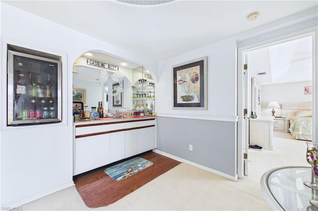 PARKWAY EAST - Residential