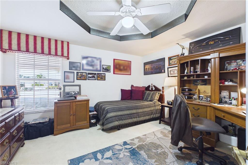 PARKWAY EAST - Residential