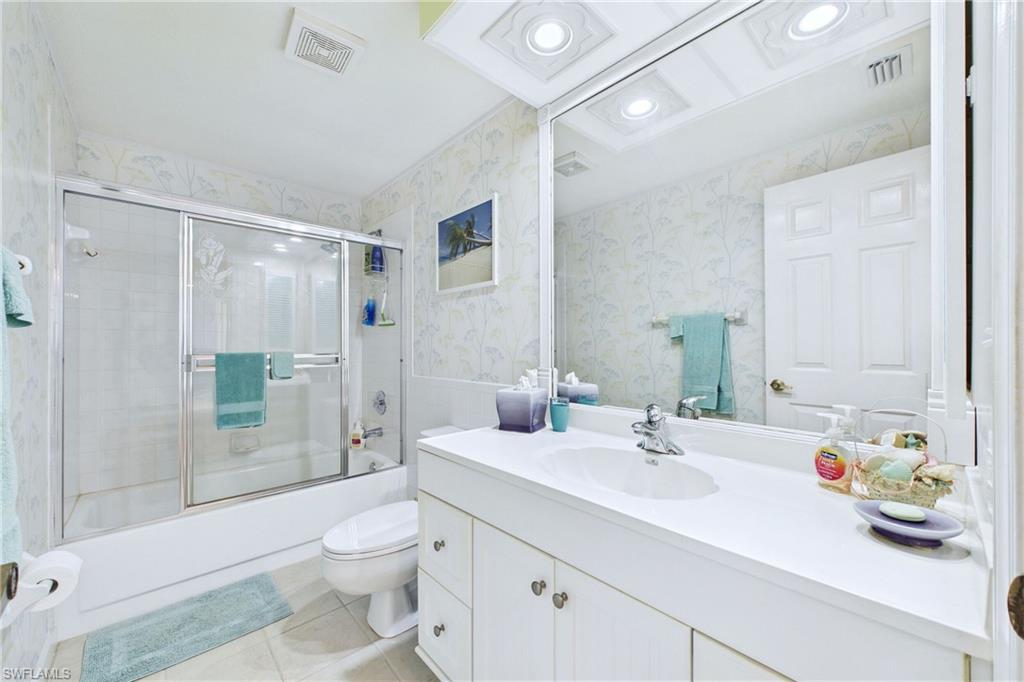 PARKWAY EAST - Residential