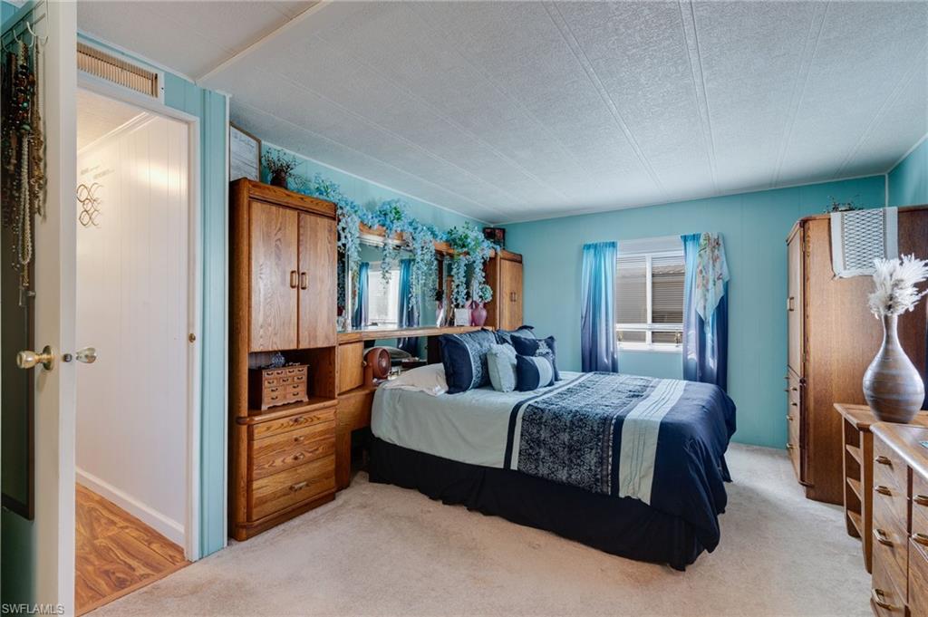 IMPERIAL HARBOR - Residential