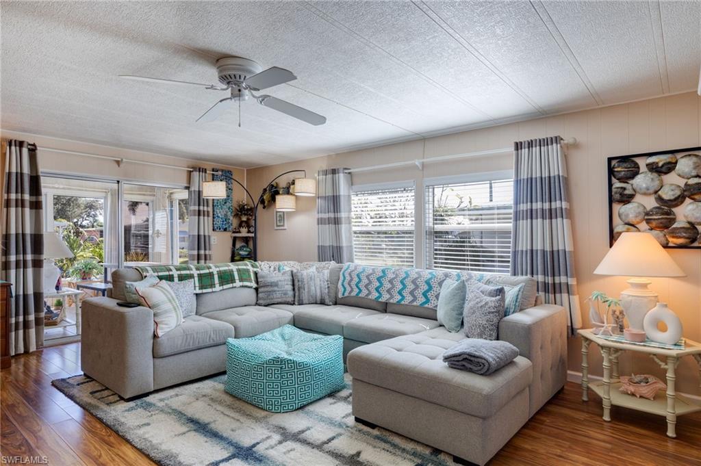 IMPERIAL HARBOR - Residential