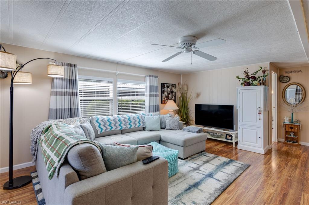 IMPERIAL HARBOR - Residential