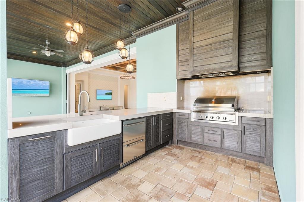 ISLES OF COLLIER PRESERVE - Residential