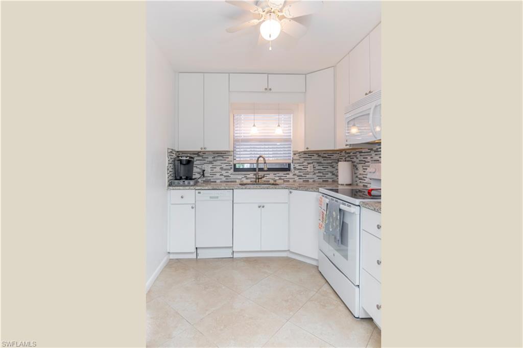 FAIRWAYS AT PAR FOUR - Residential