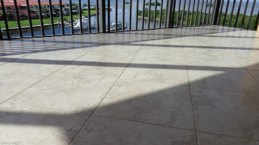 GRANDE ISLE I - Residential