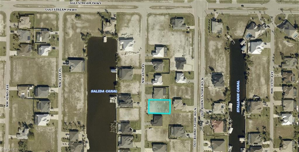 CAPE CORAL - Land