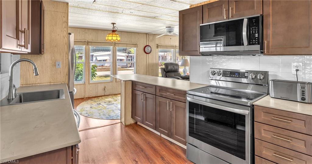 IMPERIAL HARBOR - Residential