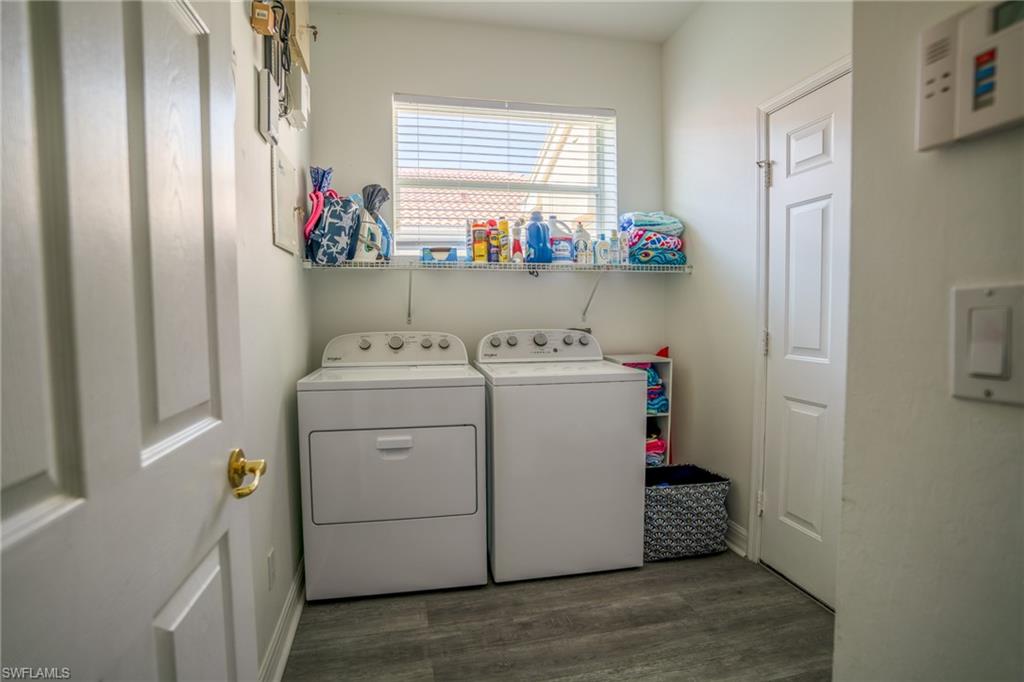 SATURNIA LAKES - Residential