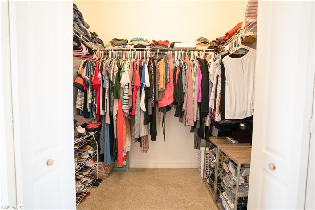 SATURNIA LAKES - Residential