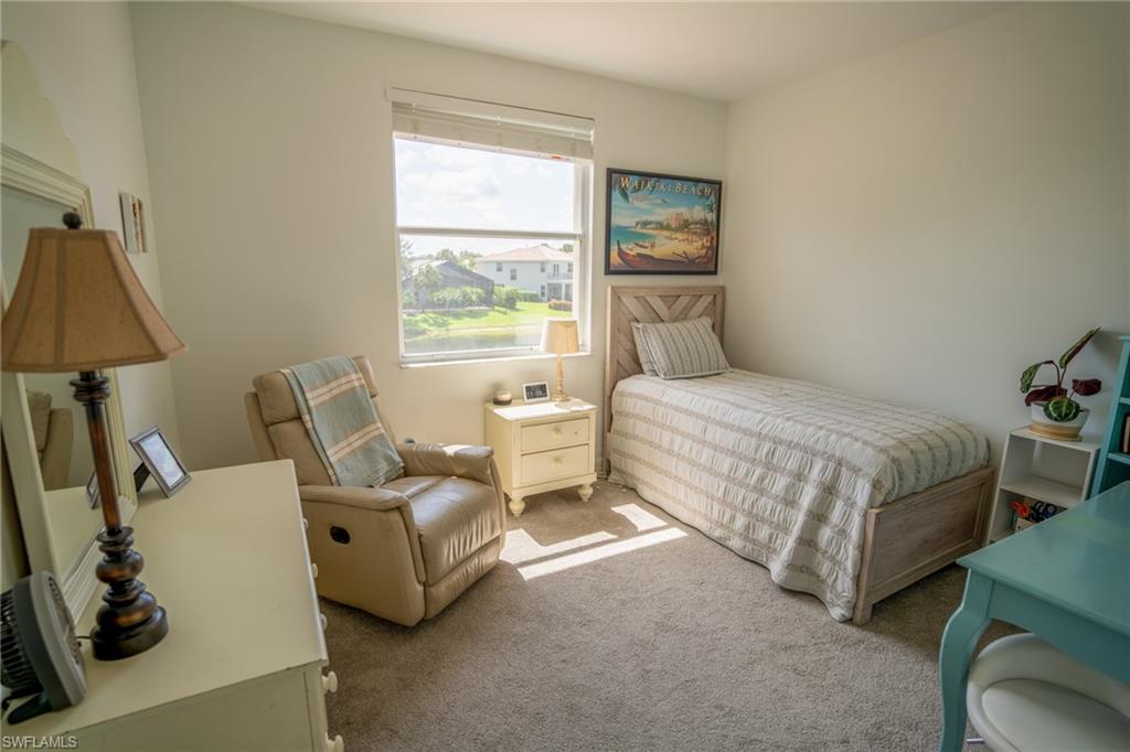 SATURNIA LAKES - Residential