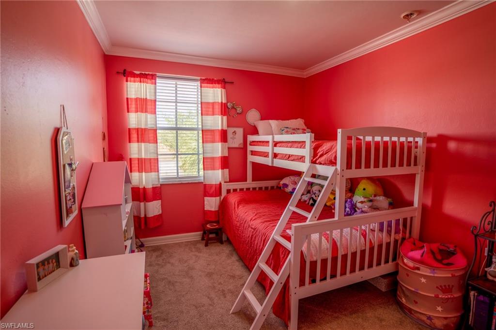 SATURNIA LAKES - Residential