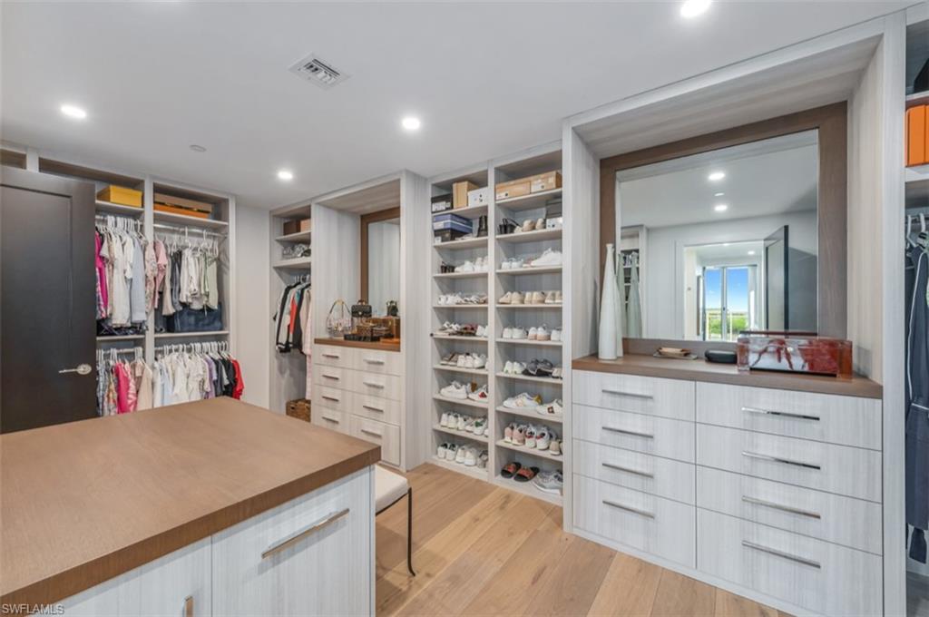 KALEA BAY TOWER 200 - Residential